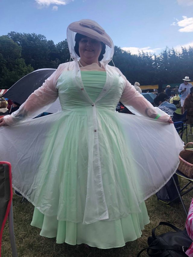 Betty Blue Vintage dresses, johnsons shoes, original vintage, hat porn, hat queen, velvet hats, vintage hats, twinwood festival, twinwood 2018, carl brown hair, vintage style dresses, vintage style clothing, corset wearer, plus size corsets