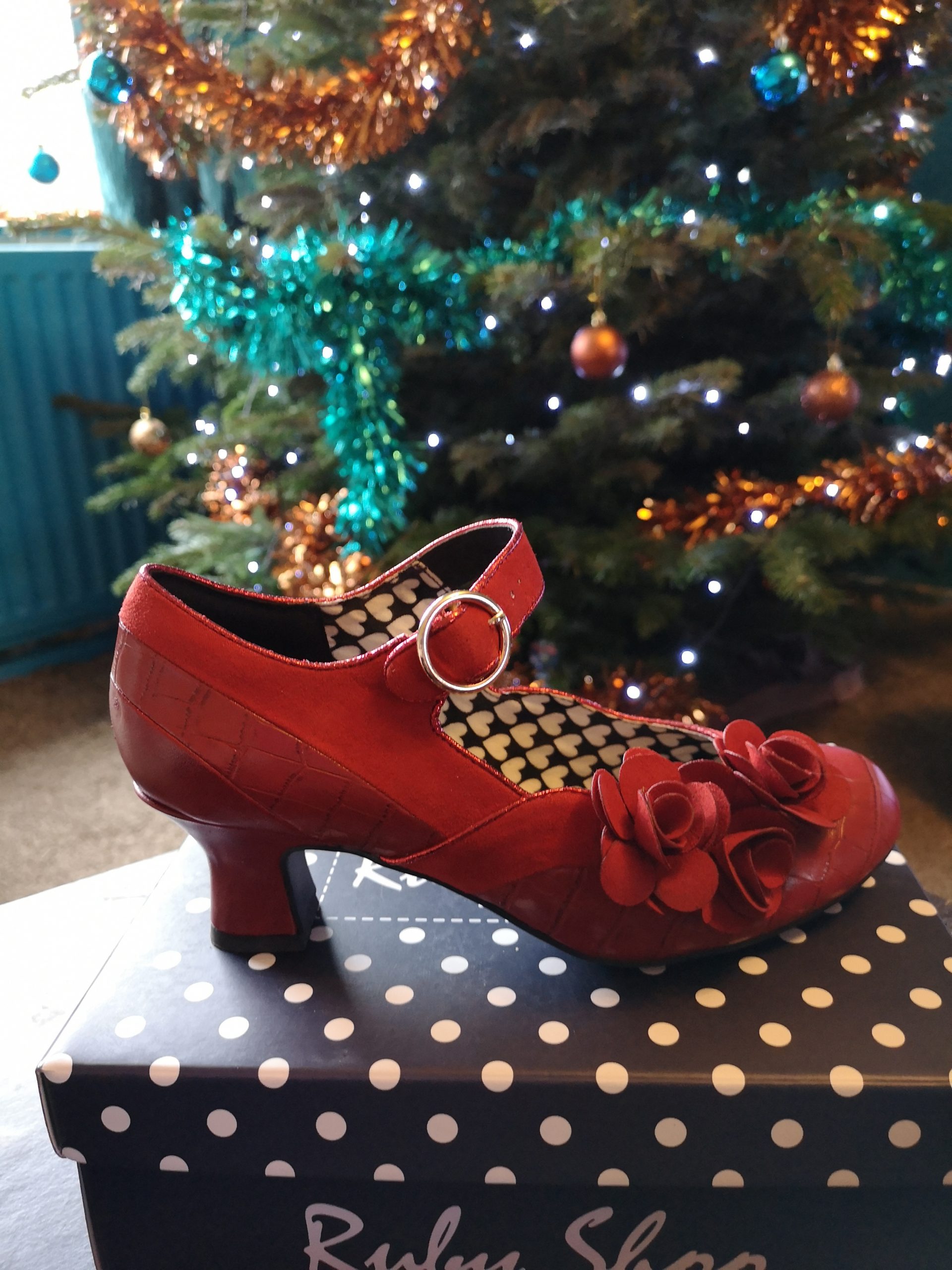 Ruby Shoos, Mabel Shoes, Mabel Shoos, Padua Bag, Ruby Shoos Padua Bag, Size 5 Shoes, Louis Heel, Christmas Presents, Plus Size Blog, Plus Size Blogger, Plus Size Writer, Plus Size Reviews, Wide Feet Reviews, Handbags, Vintage style shoes, Vintage retro shoes