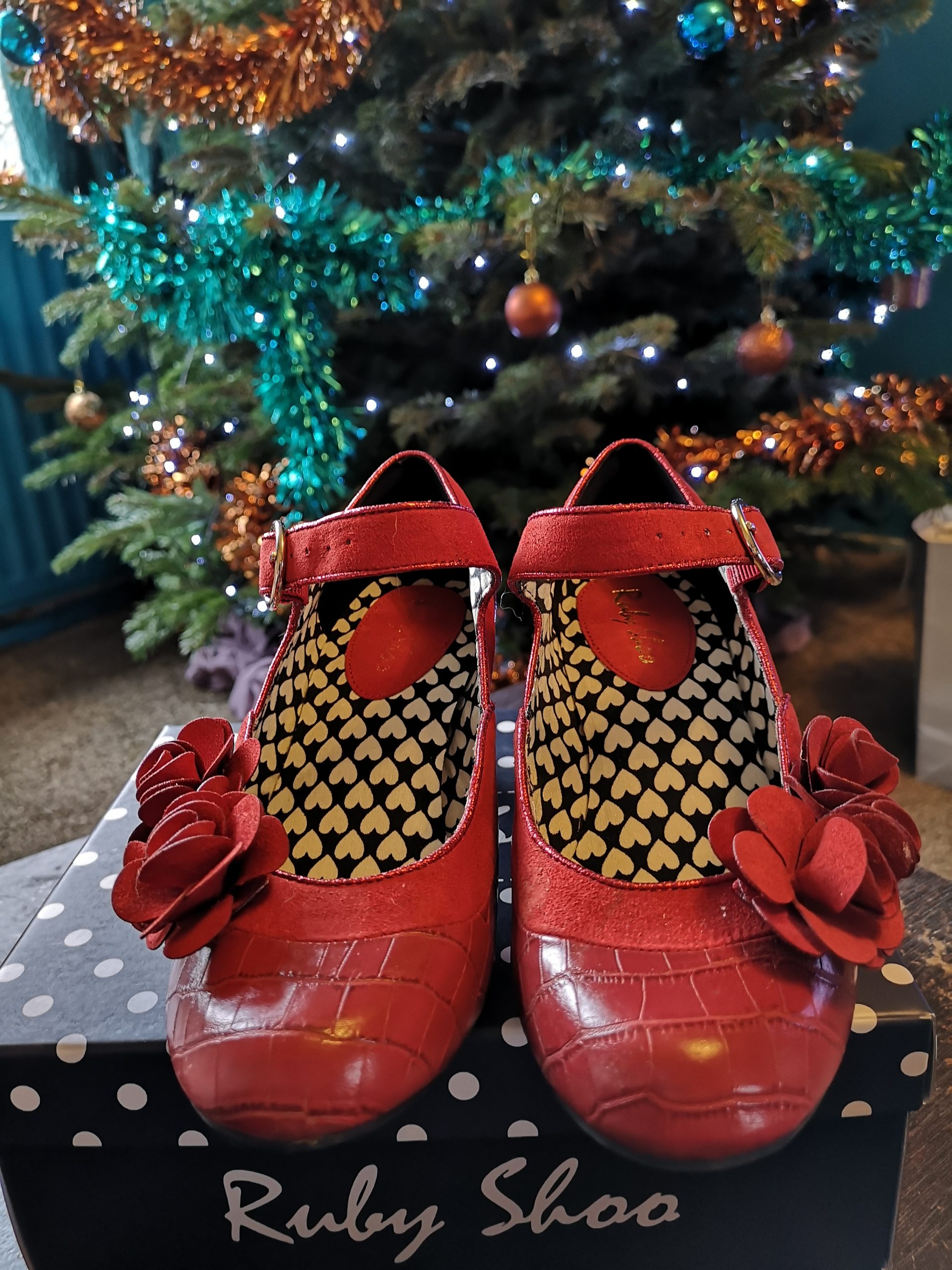 Ruby Shoos, Mabel Shoes, Mabel Shoos, Padua Bag, Ruby Shoos Padua Bag, Size 5 Shoes, Louis Heel, Christmas Presents, Plus Size Blog, Plus Size Blogger, Plus Size Writer, Plus Size Reviews, Wide Feet Reviews, Handbags, Vintage style shoes, Vintage retro shoes