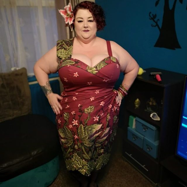 Haunted Honey Dress, Vixen by Micheline Pitt, Little Shop of Horrors, Audrey II, Luxulite, CreepyTikiTreasures, Plus Size Clothing, Plus Size Dress, Plus Size Style, Plus Size Fashion, 