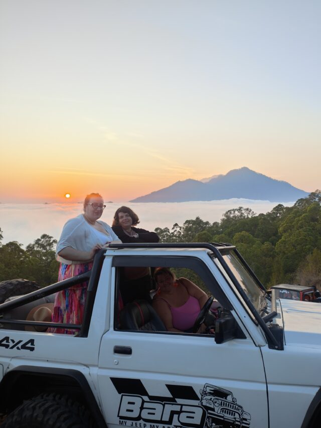 Bali Babes, Bali Trip, Plus Size Travel, Plus Size Adventures, Plus Size Trips, Bali and Singapore, Plus Size Positive, Disabled Travel, Mobility Issues, Wheelchair User