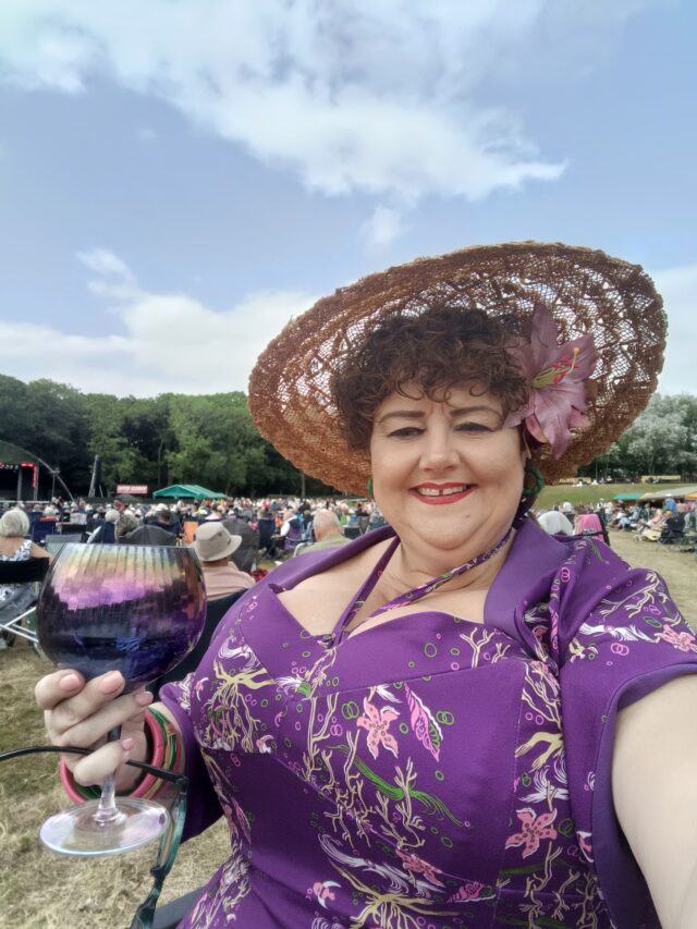 Twinwood, Twinwood Festival, Twinwood Times, Plus Size Vintage, Plus Size Style, Plus Size Adventures, Vintage Style, Vintage Looks, Vintage Outfits, 