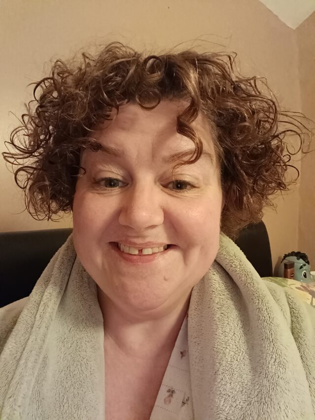 Curly Hair, Natural Hair, Only Curls, Plain Face, Natural Face, No Makeup, Blogger, Plus Size Blogger, Plus Size Fashion, Plus Size Fashionista, Plus Size Style, Plus Size Looks, Over 50, Over Fifty