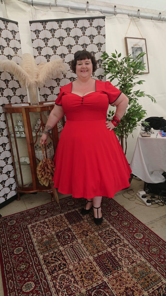 Plus Size Dresses, Plus Size Fashion, Plus Size Vintage, Plus Size Style, Size 26 Style, Plus Size Blogger, Plus Size Fashionista, Plus Size Designers, Vixen By Micheline Pitt, Pin Up Girl Clothing, Lady V London, Lady Vintage,