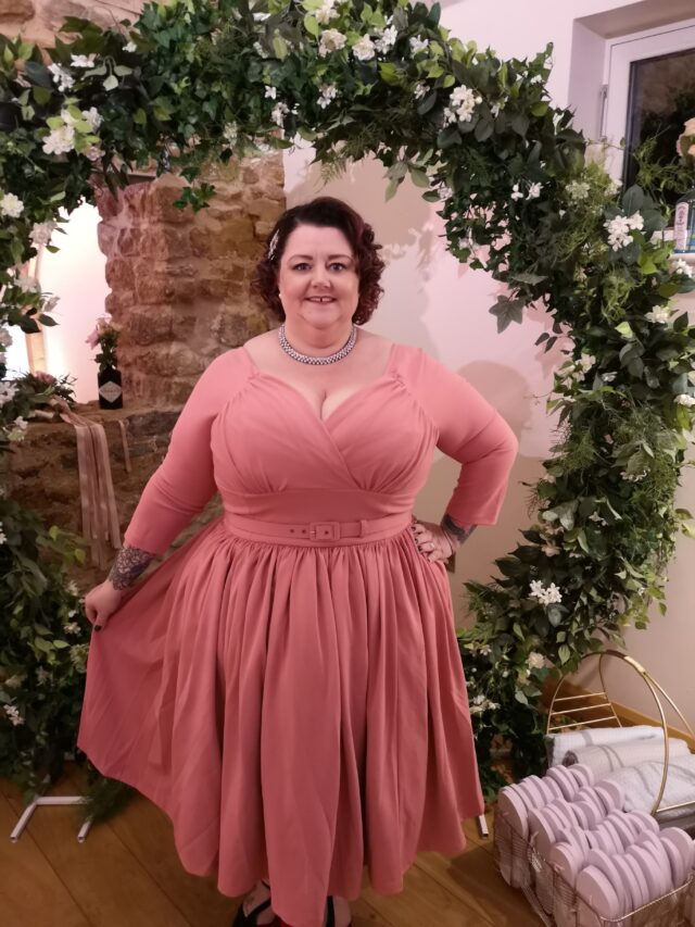 Plus Size Dresses, Plus Size Fashion, Plus Size Vintage, Plus Size Style, Size 26 Style, Plus Size Blogger, Plus Size Fashionista, Plus Size Designers, Vixen By Micheline Pitt, Pin Up Girl Clothing, Lady V London, Lady Vintage,