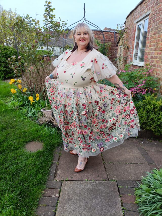 Jessakae, Jessakae Nellie, Jessakae plus size dresses, plus size fashion, plus size clothing, plus size dresses, plus size adventures, vintage weekend, vintage photoshoot, vintage style, vintage events,