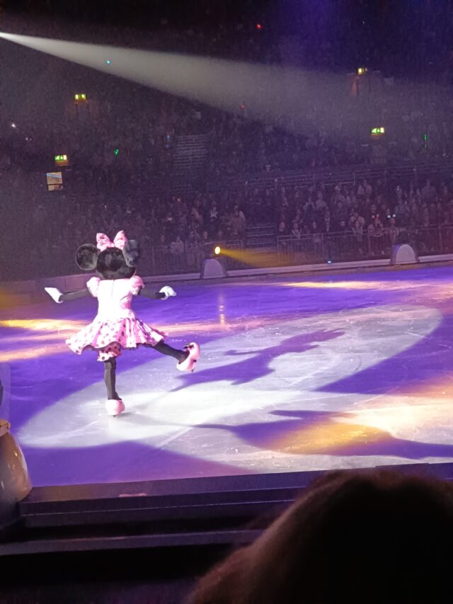 Disney On Ice, Wembley Arena, London Theatre Shows, Disney, The White Horse, JessaKae Dresses, Mickey Mouse, Walt Disney, Disney Fans,