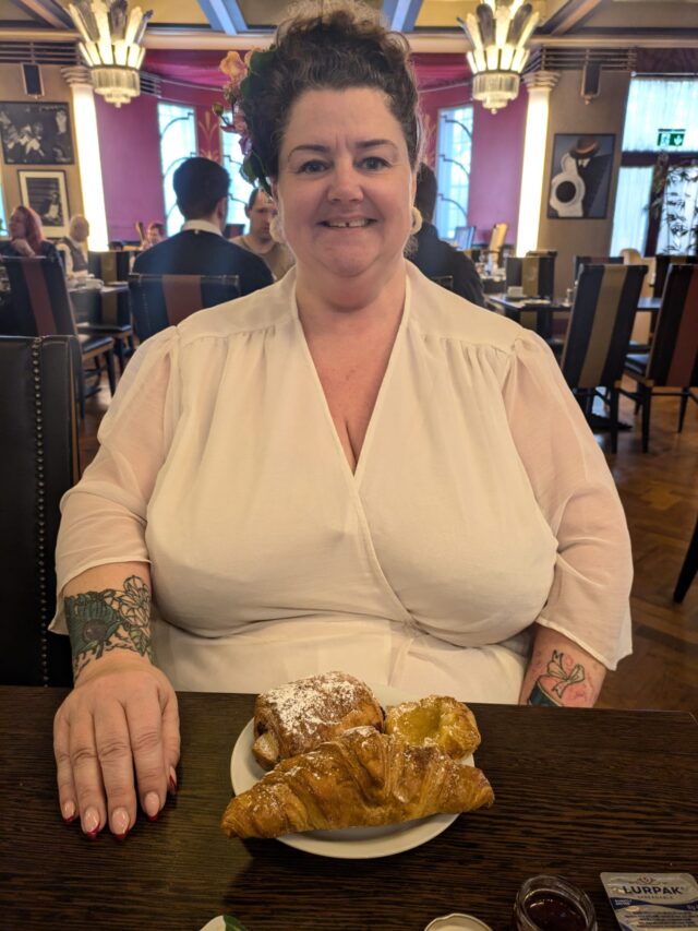 The Earl of Doncaster, Vintage Weekend Away, Vintage Dinner Dance, Vintage Ball, Vintage Style, Vintage Fashion, Vintage Times, Hope and Ivy, Pin Up Girl Clothing, Plus Size Fashion, Plus Size Vintage, Plus Size Style, Plus Size Fashionista