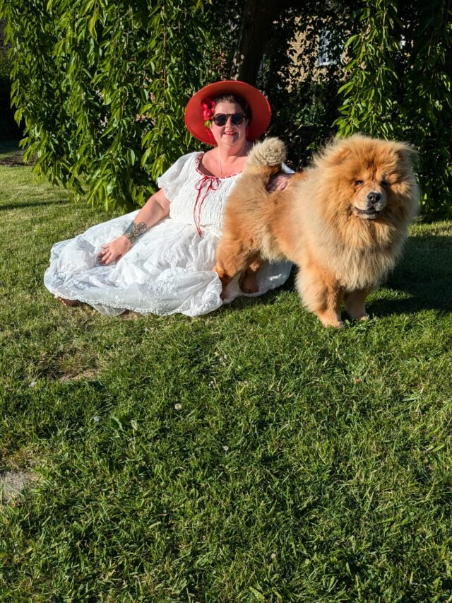 Jessakae, Jessakae Dresses, Timebomb Vintage, Lady Peackock HQ, theodore, VE Day, Plus Size Clothing, Plus Size Fashion, Plus Size Style, Vintage Style, Mary Poppins, VE Day Celebrations, Kylie Minogue,