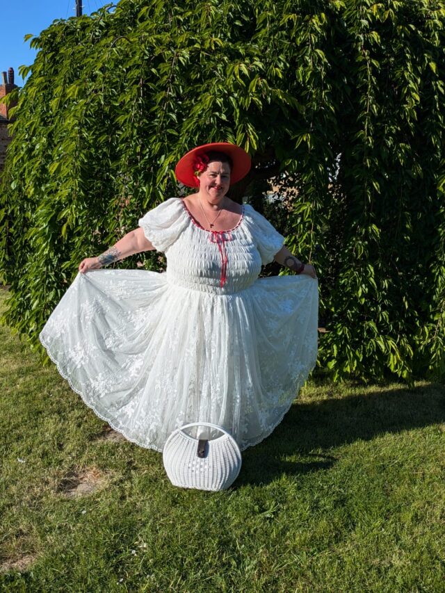 Jessakae, Jessakae Dresses, Timebomb Vintage, Lady Peackock HQ, theodore, VE Day, Plus Size Clothing, Plus Size Fashion, Plus Size Style, Vintage Style, Mary Poppins, VE Day Celebrations, Kylie Minogue,