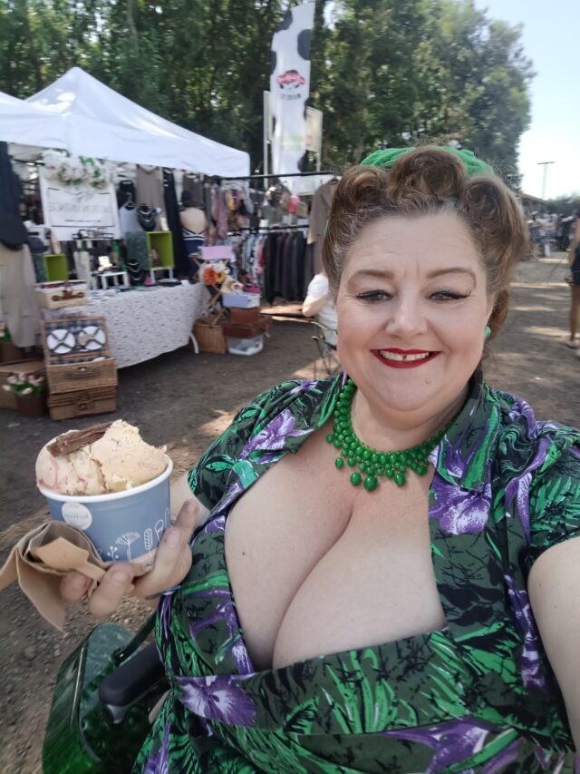 Twinwood, Twinwood Festival, Twinwood Weekend, Vintage Festival, Vintage Event, Vintage Style, Vintage Clothing, Vintage Life, Live Music, Vintage Friends, Live Bands, Miss Candyfloss, Vixen by Micheline Pitt, Unique Vintage, The Heritage Milliner, Rocket Originals