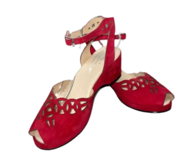 Twinwood, Twinwood Festival, Twinwood Weekend, Vintage Festival, Vintage Event, Vintage Style, Vintage Clothing, Vintage Life, Live Music, Vintage Friends, Live Bands, Miss Candyfloss, Vixen by Micheline Pitt, Unique Vintage, The Heritage Milliner, Rocket Originals