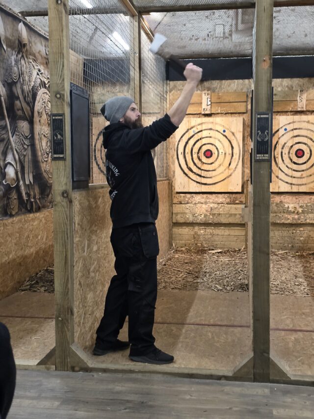 The Bearded Viking, The Bearded Viking Axe Throwing, Axe Throwing, Axe Throwing Northamptonshire, Sunday Funday, Vikings, 