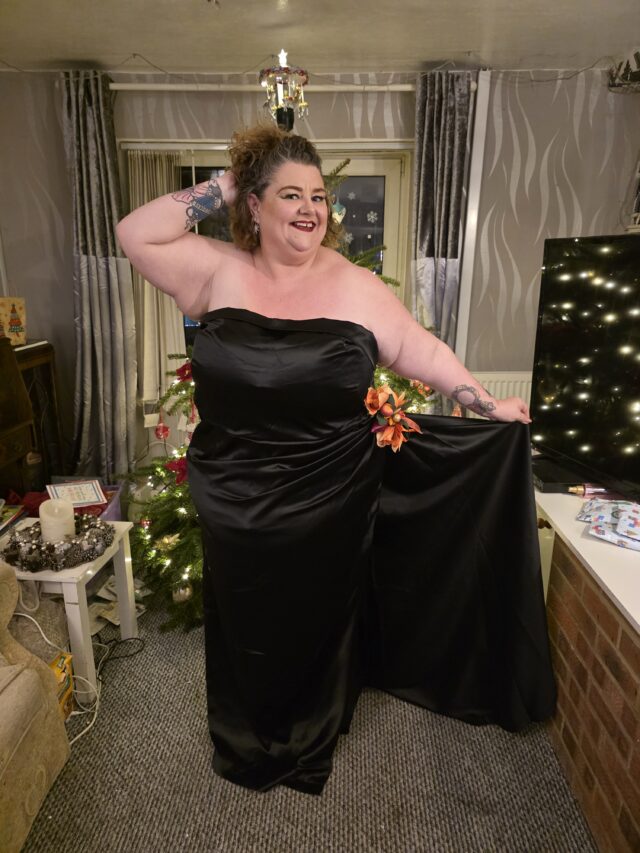 Unique Vintage, Barbie X Unique Vintage Collaboration, Evening Gown, Enchanted Evening Gown, Plus Size Gown, Plus Size Evening Wear, Plus Size Ballgown, Plus Size Dress, Shazam Hair Flowers, Pin Up Hair Flowers