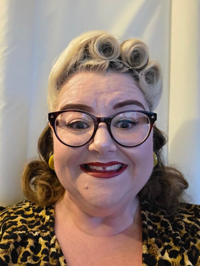 Plus Size Fashion, Plus Size Style, Plus Size Clothing, Plus Size Vintage, Vintage Style, Vintage Looks, Plus Size Blogger, Plus Size Fashionista, Plus Size 